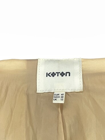 40 Beden çeşitli Renk Koton Trenchcoat %70 İndirimli.