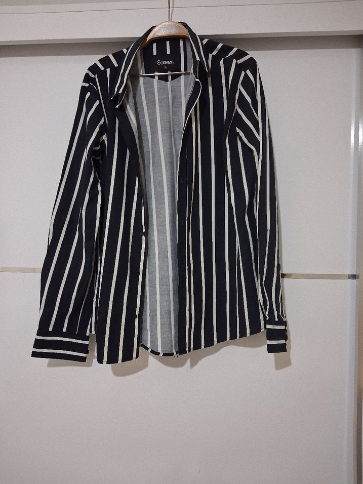 Siyah Beyaz Çizgili Uzun Kollu Gömlek - Görsel 4