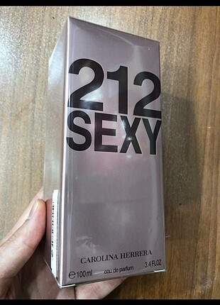 Carolina herrera 212 sexy women