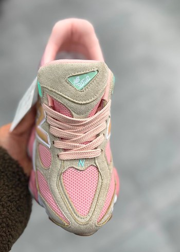 New Balance Pastel Pembe Retro Sneaker Rahat Ve Sik