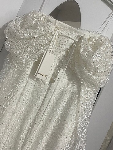 Nikah nişan elbisesi