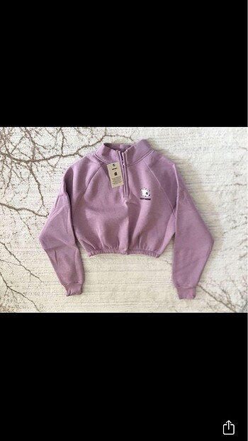 Lila crop sweatshirt