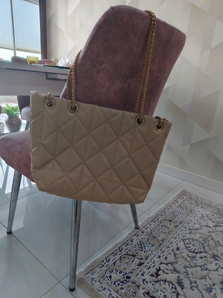 Bej Zincir Detaylı Deri Kadın Çanta - Görsel 2