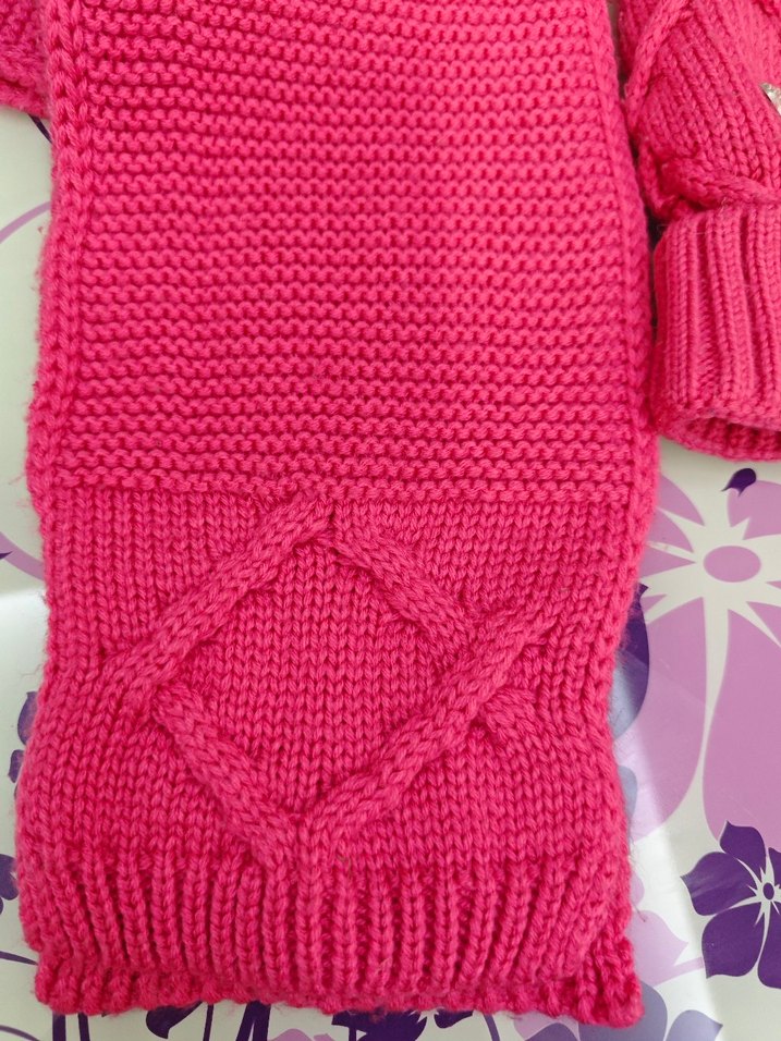 Pembe Nakışlı Örgü Bere ve Atkı Seti - Görsel 3