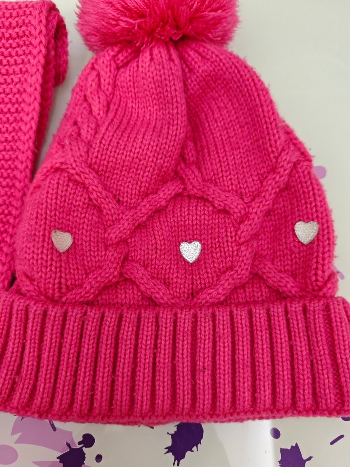 Pembe Nakışlı Örgü Bere ve Atkı Seti - Görsel 4