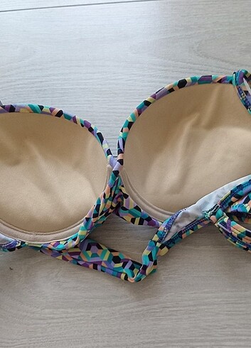 36 Beden çeşitli Renk Bayan bikini üst 