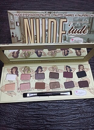 the Balm Nude Tude Far Paleti