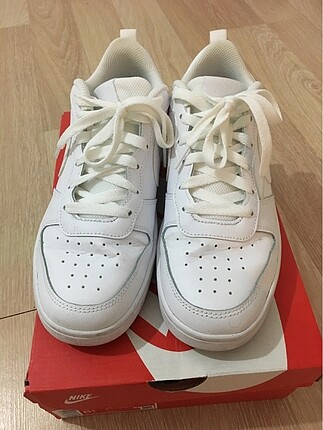Nike spor ayakkabı