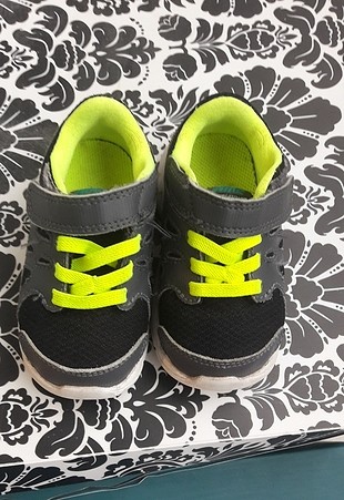 nike marka bebek ayakkabisi