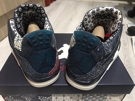 44 Beden çeşitli Renk SATILDI Jordan 4 Sashiko Deep Ocean