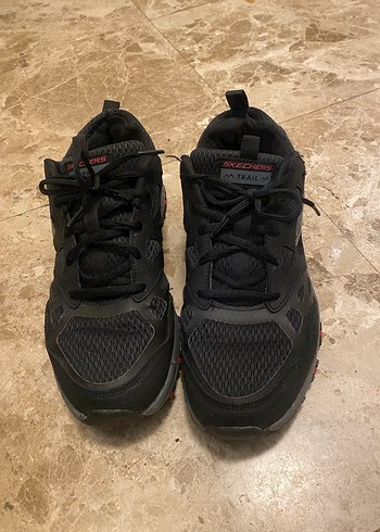 Skechers 42