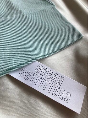 l Beden Urban Outfitters