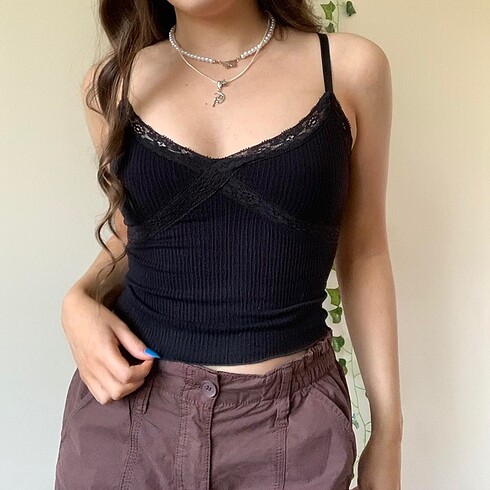 xs Beden Siyah Dantelli Crop
