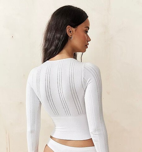 m Beden beyaz Renk Urban Outfitters Uzun Kollu Crop