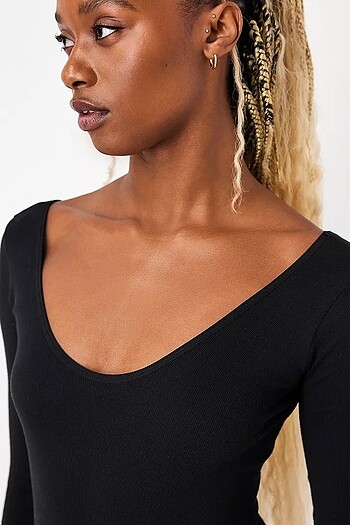 Urban Outfitters Urban Outfitters Uzun Kollu Bodysuit