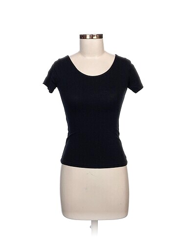 Pull and Bear Bluz %70 İndirimli.