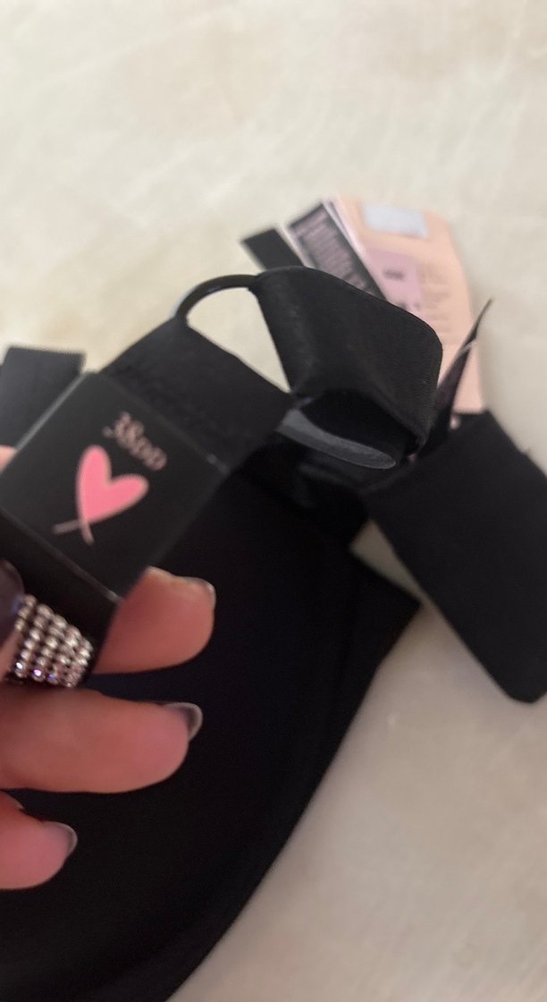 Siyah Goth Tarzı Destekleyici Sütyen - Görsel 5