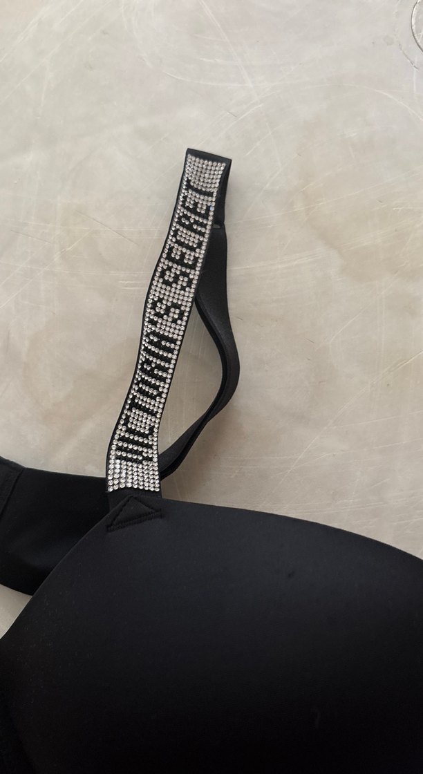 Siyah Goth Tarzı Destekleyici Sütyen - Görsel 2