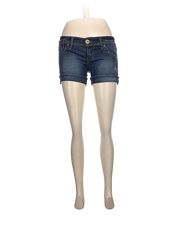 Stradivarius Mini Şort %70 İndirimli.