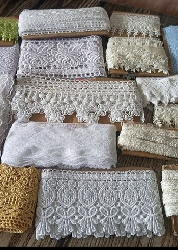 yapılan işlerden artan renkli kenar süsleri - Görsel 6