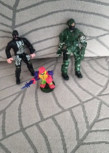 askerler 3 tane - Görsel 3