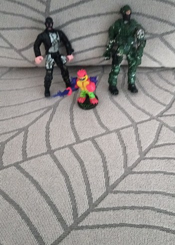 askerler 3 tane - Görsel 2