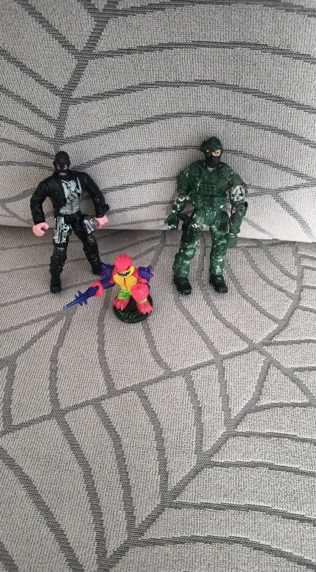 askerler 3 tane - Görsel 5