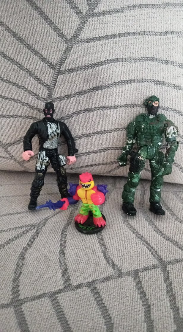 askerler 3 tane - Görsel 4