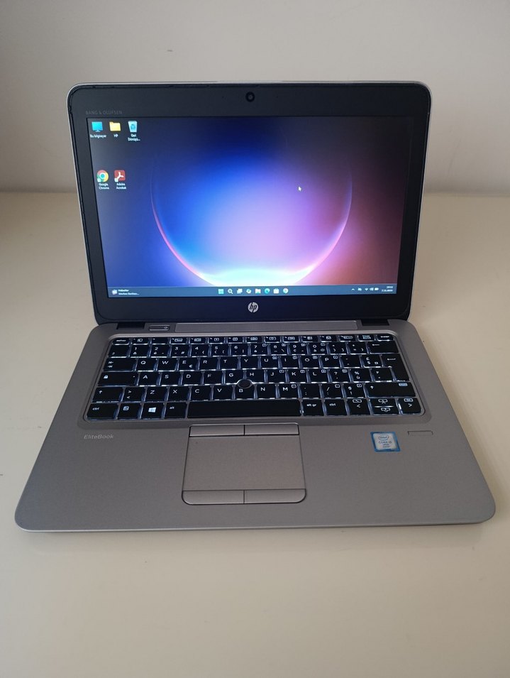 HP i5 Laptop Notebook - Görsel 2
