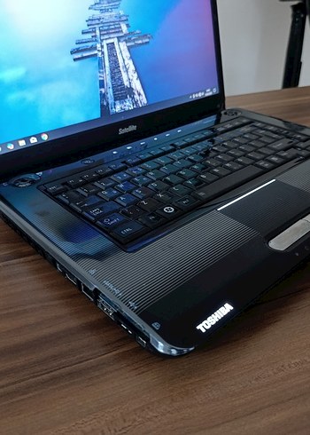 Toshiba Dizüstü Bilgisayar laptop - Görsel 3