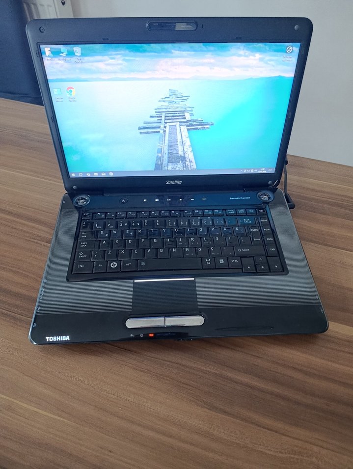 Toshiba Dizüstü Bilgisayar laptop - Görsel 2