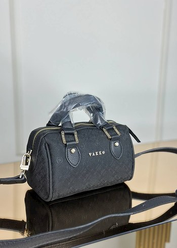 Vakko Siyah Deri Kadın Omuz Çantası - Görsel 3