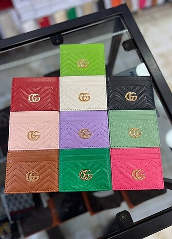 Beden siyah Renk Gucci Chanel Yves Saint Laurent