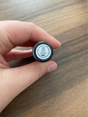 MAC Mac Faux Ruj
