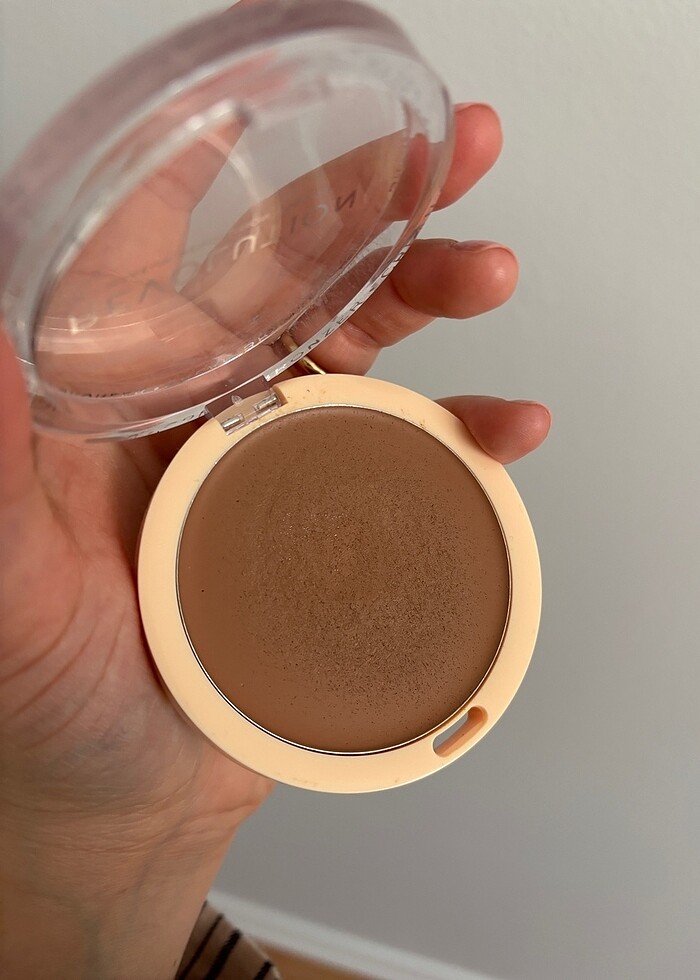 Revolution krem bronzer - Görsel 2