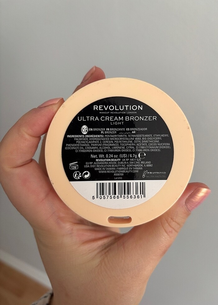 Revolution krem bronzer - Görsel 3