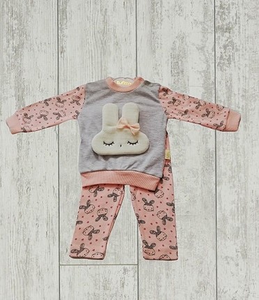 Kız bebek pijaması