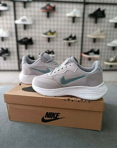 Adidas Spor ayakkabı
