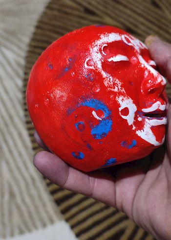 Kırmızı Renkli Yüz Figürin tütsülük - Görsel 3