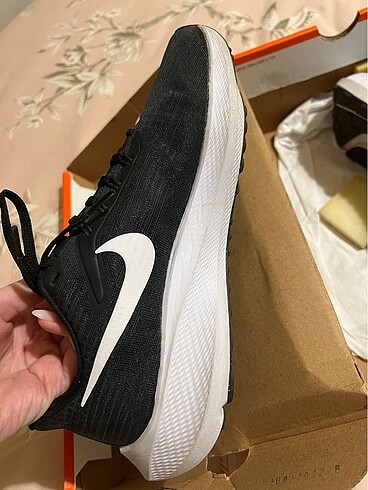 42 Beden Nike ayakkabı