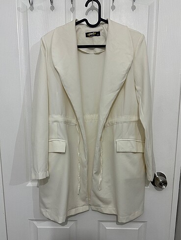 Beyaz kap ceket