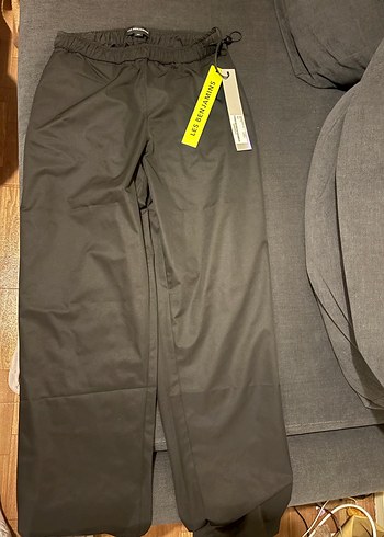 LES BENJAMINS Siyah Paraşüt kumaş Pantolon