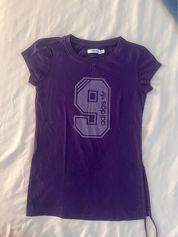 Adidas T-shirt