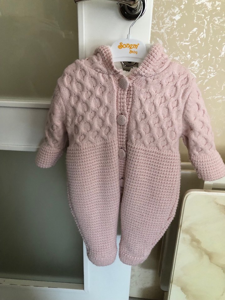 Kapüşonlu Pembe Örgü Bebek Tulumu - Görsel 3