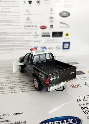  Beden Dodge ram
