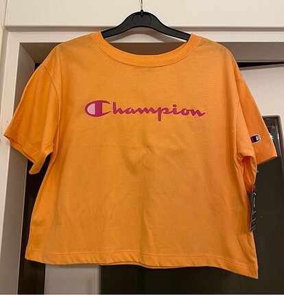 Champion Crop Tshirt