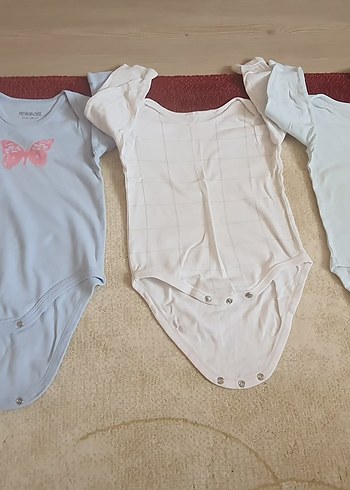 Beyaz Pamuklu Kısa Kollu Bebek Body