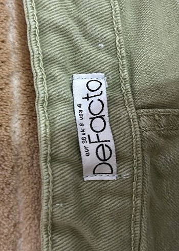Defacto Yeşil Yırtık Detaylı Kadın Kot Pantolon