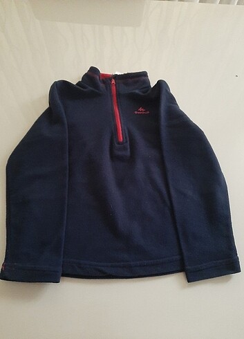 #decathlon polar sweartshirt. 
