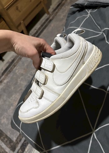 Beyaz kadın nike Spor Ayakkabı Velcro - Görsel 3